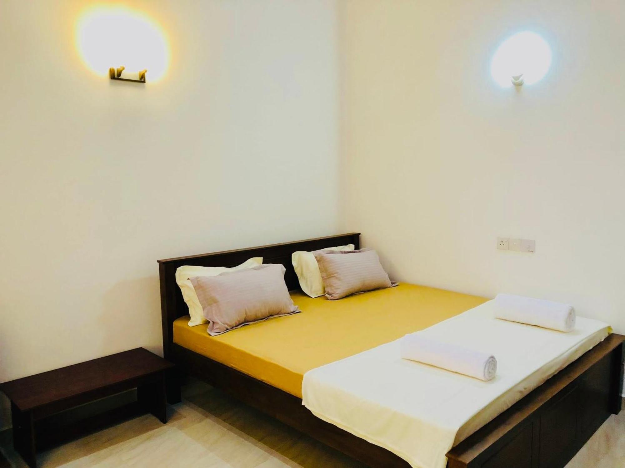 Ahasna Airport Villa Негомбо Экстерьер фото
