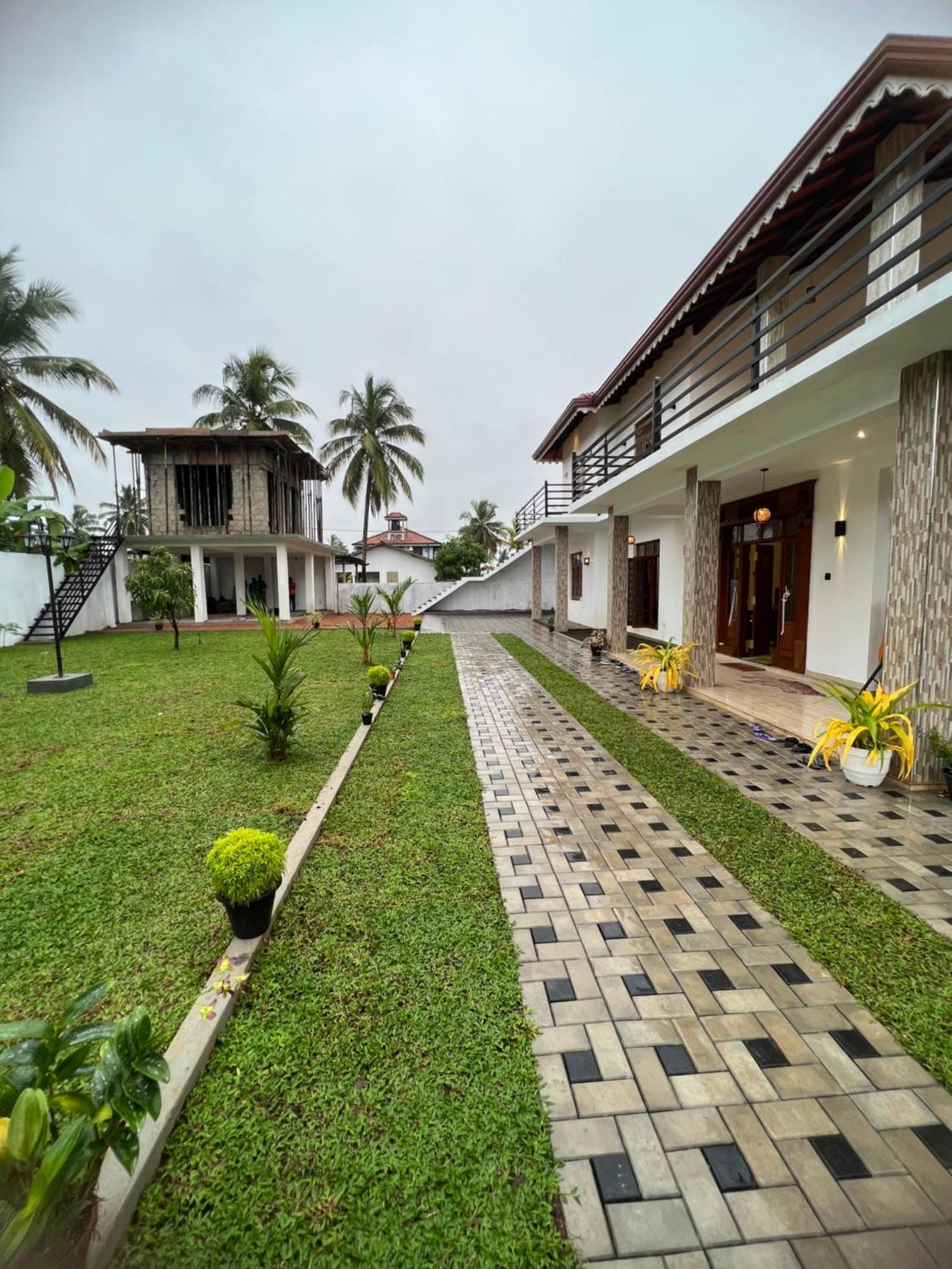 Ahasna Airport Villa Негомбо Экстерьер фото