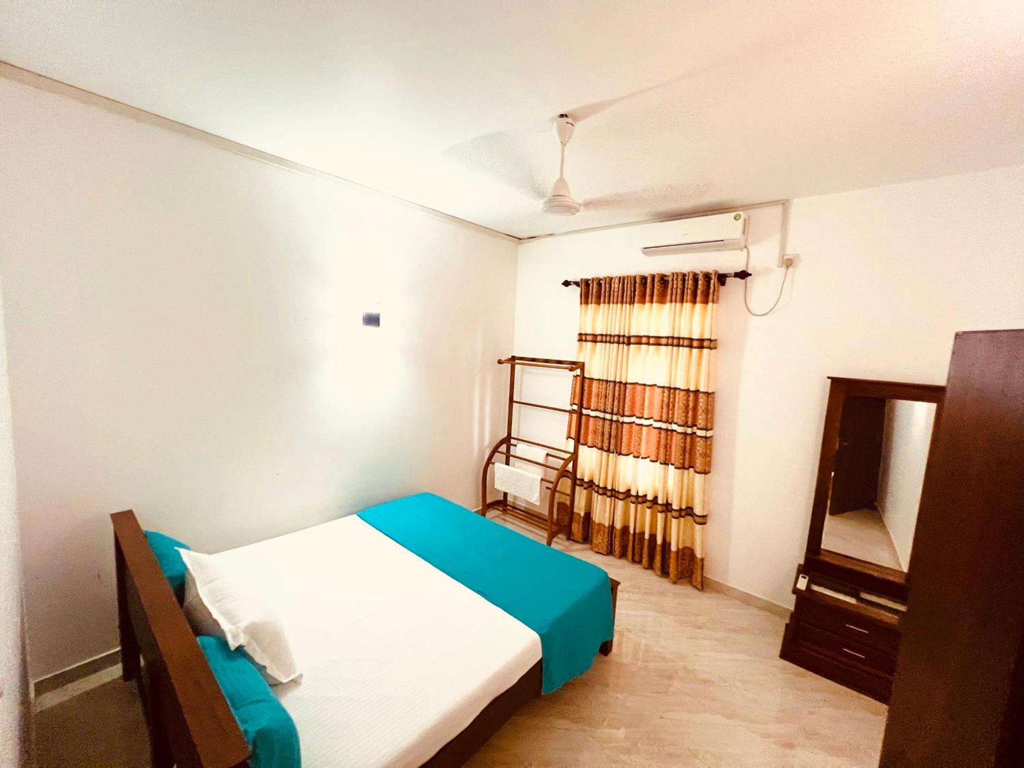 Ahasna Airport Villa Негомбо Экстерьер фото